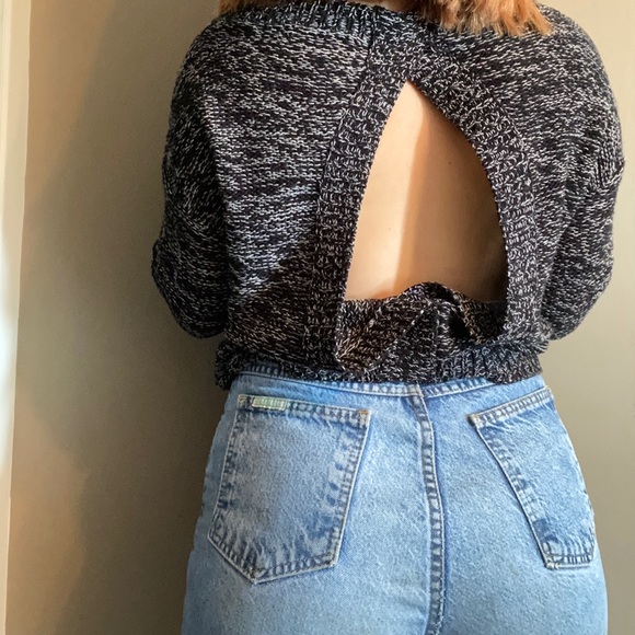 XO by espy open back sweater size XS - Picture 3 of 6